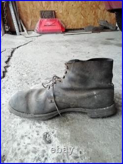 Ancienne Paire de Brodequins militaire Allemand ww1