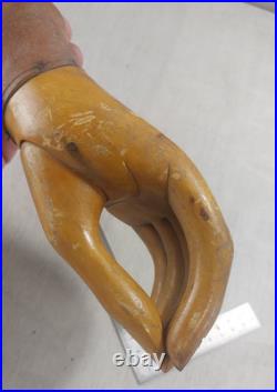 Ancienne prothèse de bras gauche, en cuir, bois et métal, WW1