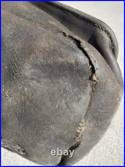 Ancienne sacoche cuir cavalerie suisse Allemande francaise