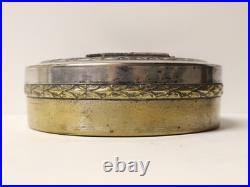 Ancienne trés belle Boîte historique 1ère guerre mondiale métal argenté Coq 1917