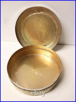 Ancienne trés belle Boîte historique 1ère guerre mondiale métal argenté Coq 1917