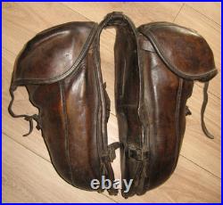 Bissac ou Fonte de cavalerie 19e Gendarmerie ou 14/18 en cuir belle patine