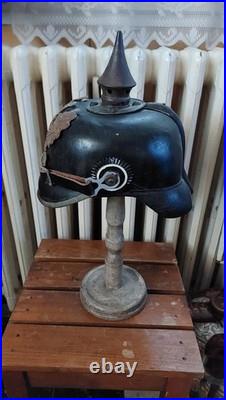 Casque A PointeAllemand De TroupeMod. 1915 (PremièreGuerre Mondiale1914/1918)