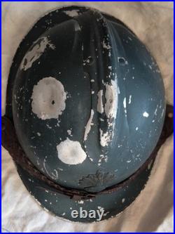Casque Adrian 1915 aluminium bleu horizon intérieur jugulaire officier fauve ww1
