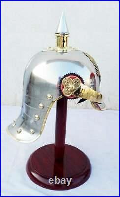 Casque Vintage Prussien De La Première Guerre Mondiale En Cuir À Décorer