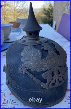 Casque à pointe d'Epoque