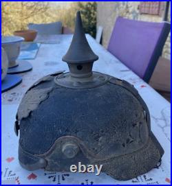 Casque à pointe d'Epoque