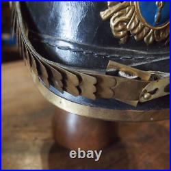 Casque à pointe d'officier spiked helmet pickelhaube WW1
