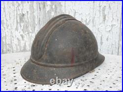 Casque adrian M-15 infanterie jus grenier impacté poilu 14 18 wwi ww1
