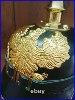 Casque impérial prussien allemand Pickelhaube vintage de la Première Guerre