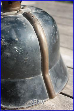 Casque à pointe allemand sorti de grenier Pickelhaube / Spike helmet