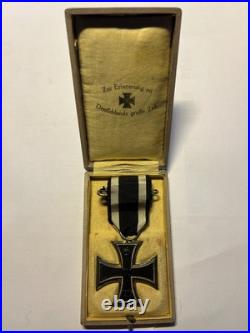 Croix de fer 1813 1914 poinçonnée avec son étui d'origine