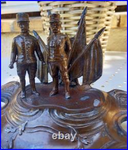 Encrier patriotique 1919 signé Brossy