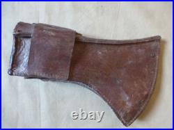 Etui cuir fauve daté 1915 pour hache portative Poilu français 1915-1918