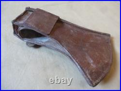Etui cuir fauve daté 1915 pour hache portative Poilu français 1915-1918