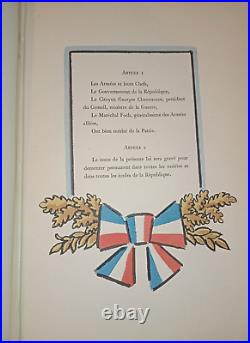 LE LIVRE DES HEURES HÉROÏQUE ET DOULOUREUSES 1919. André HELLÉ. BERGER-LEVRAULT