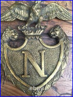 Lot 2 Belles Insignes Napoleon Bonaparte XIXe Bronze A Identifier Shako
