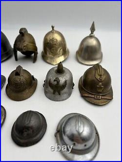 Lot De 11 Casque Miniature, militaria, poilus, tranchées, police Clochette
