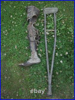 Lot Jambe articulée prothèse de guerre 14/18 (WW1) + béquille équipement militai