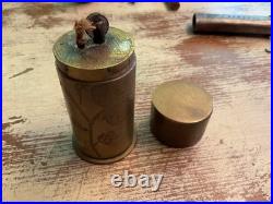 Lot objets militaires douilles