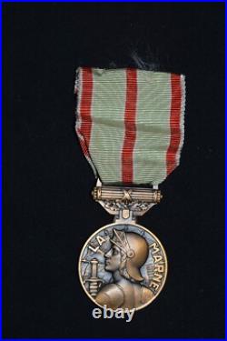 Medaille De La Marne Nominative-guerre 1914/1918 -avec Sa Boite D'origine