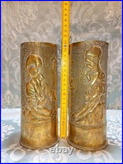 Paire de vases fait à partir de douilles obus en laiton H 20.5 cm Ø 8 cm. 1917
