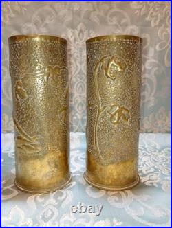 Paire de vases fait à partir de douilles obus en laiton H 20.5 cm Ø 8 cm. 1917