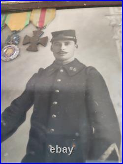 Poilu Verdun Cycliste Médailles Croix guerre 28 R I vélo Photo cadre
