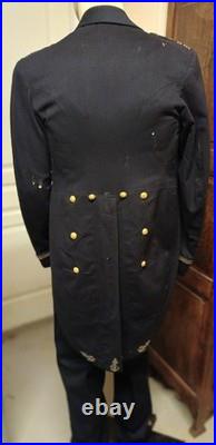 RARE tenue de gala et manteau long nominatif d'un capitaine de vaisseau 1912