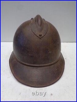 Rare coque de casque Adrian Italien, modèle 15, avec son bandeau intérieur WW. 1