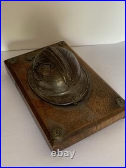 Rare encrier de poilu casque souvenir de France artisanat de tranchée trench art