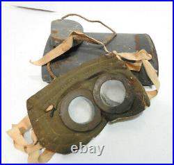 Rare lunettes de protection gaz avec sa boite de transport Poilu WW1 1914 1918