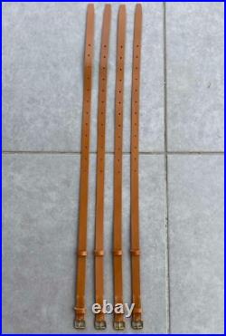 Reproduction de courroies de sacoches pour officier