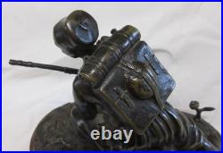 Superbe bronze sur socle Zouave en action, non signé. TBE belle patine