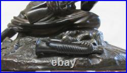 Superbe bronze sur socle Zouave en action, non signé. TBE belle patine