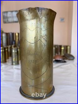 Superbe lot d'une cinquantaine de douilles gravées OBJETS POILUS WW1 1914-18