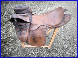 Superbe selle sangle cuir fauve fontes officier de cavalerie ww1 dessous feutre