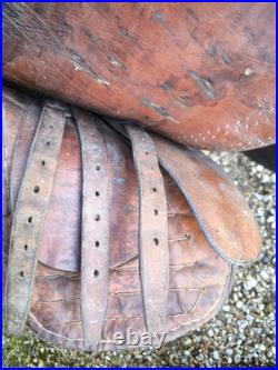 Superbe selle sangle cuir fauve fontes officier de cavalerie ww1 dessous feutre