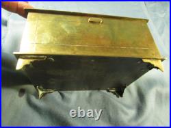 Superbe travail de tranchée coffret avec initiales et dédicacé en juillet 1918