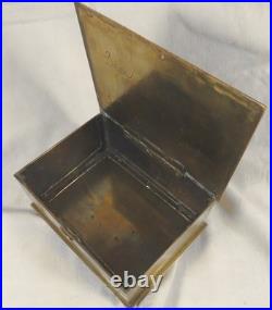 Superbe travail de tranchée coffret avec initiales et dédicacé en juillet 1918