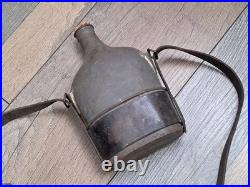 Une gourde avec cuire Cavalerie Français Modèlen1884 14/18 ww1 militaria
