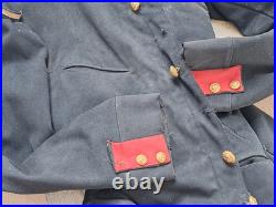Une petite veste 4poches militaire Infanterie / ww1 / 1914-1918 / militaria