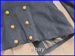 Une petite veste 4poches militaire Infanterie / ww1 / 1914-1918 / militaria