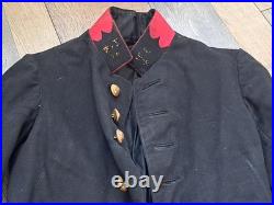 Une petite veste militaire Infanterie / ww1 / 1914-1918 / militaria