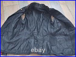 Une petite veste militaire Infanterie / ww1 / 1914-1918 / militaria